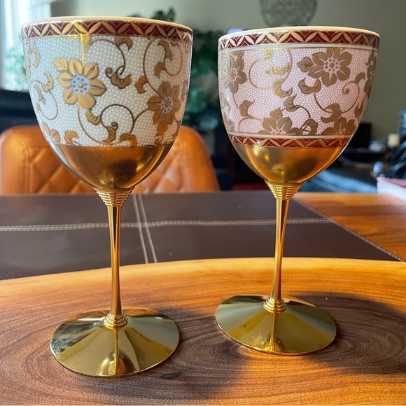 Kutani Japanese Porcelain Wine Glasses - Picture 1 of 3
